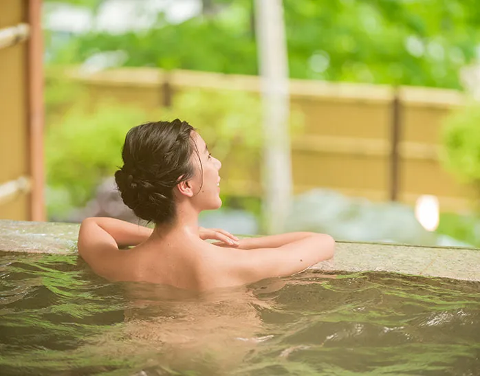 趣きの異なる2種類の絶景温泉。日帰り利用も可能です。