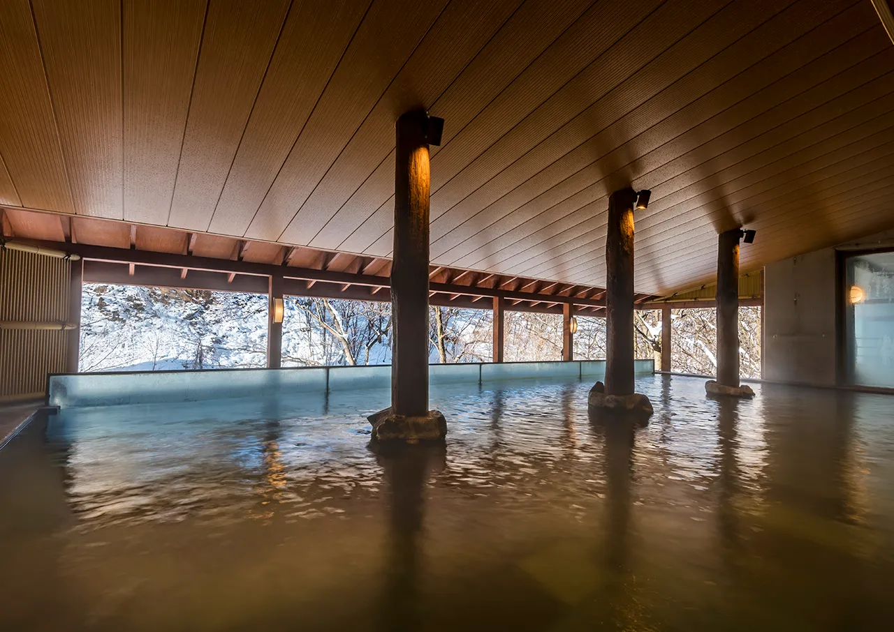 定山渓ビューホテル本館地下1・2F 湯酔郷／露天風呂