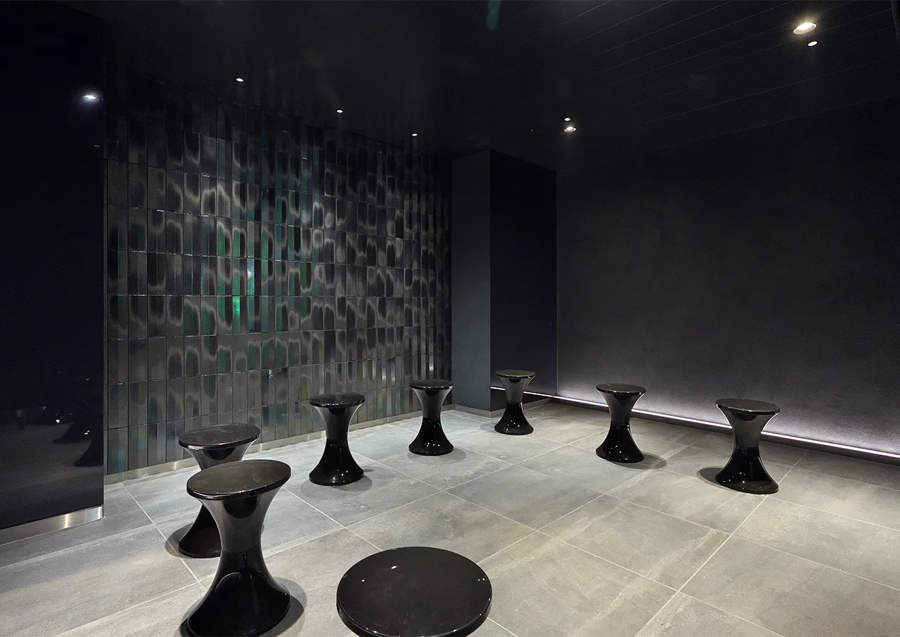 定山渓ビューホテル本館地下1・2F 湯酔郷／ブラッククールルーム